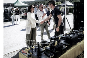 Nitecore Italia si distingue all’ERR Defence Days con la visita della Sottosegretaria Rauti